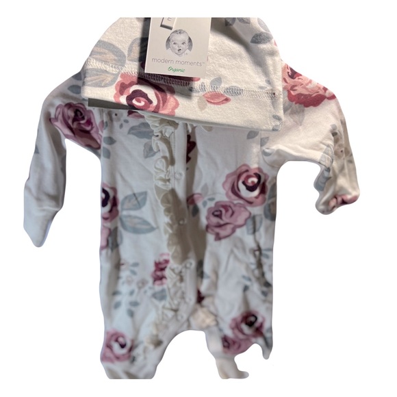 NWT Hat & Sleeper Floral Sleeper Set 🥰 - Picture 3 of 5